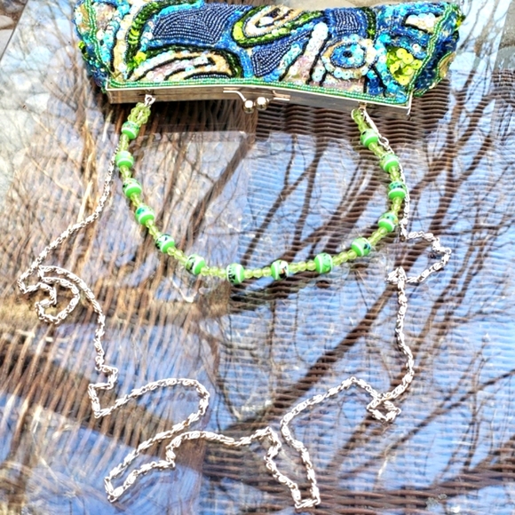 Vintage 3 way sequin and bead clutch with beaded handle and chain strap - Picture 7 of 7